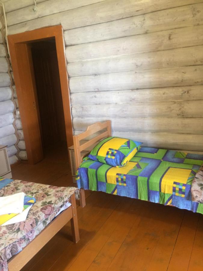 מלון Alakhadze Гостевой Дом "Сария" מראה חיצוני תמונה
